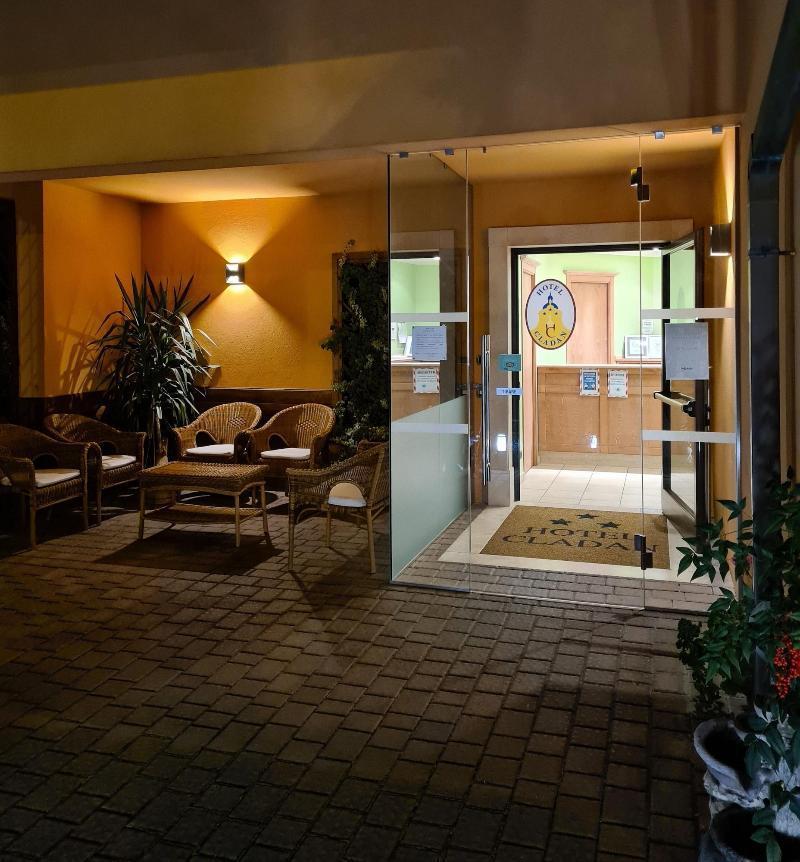 Hotel Cladan Асизи Екстериор снимка