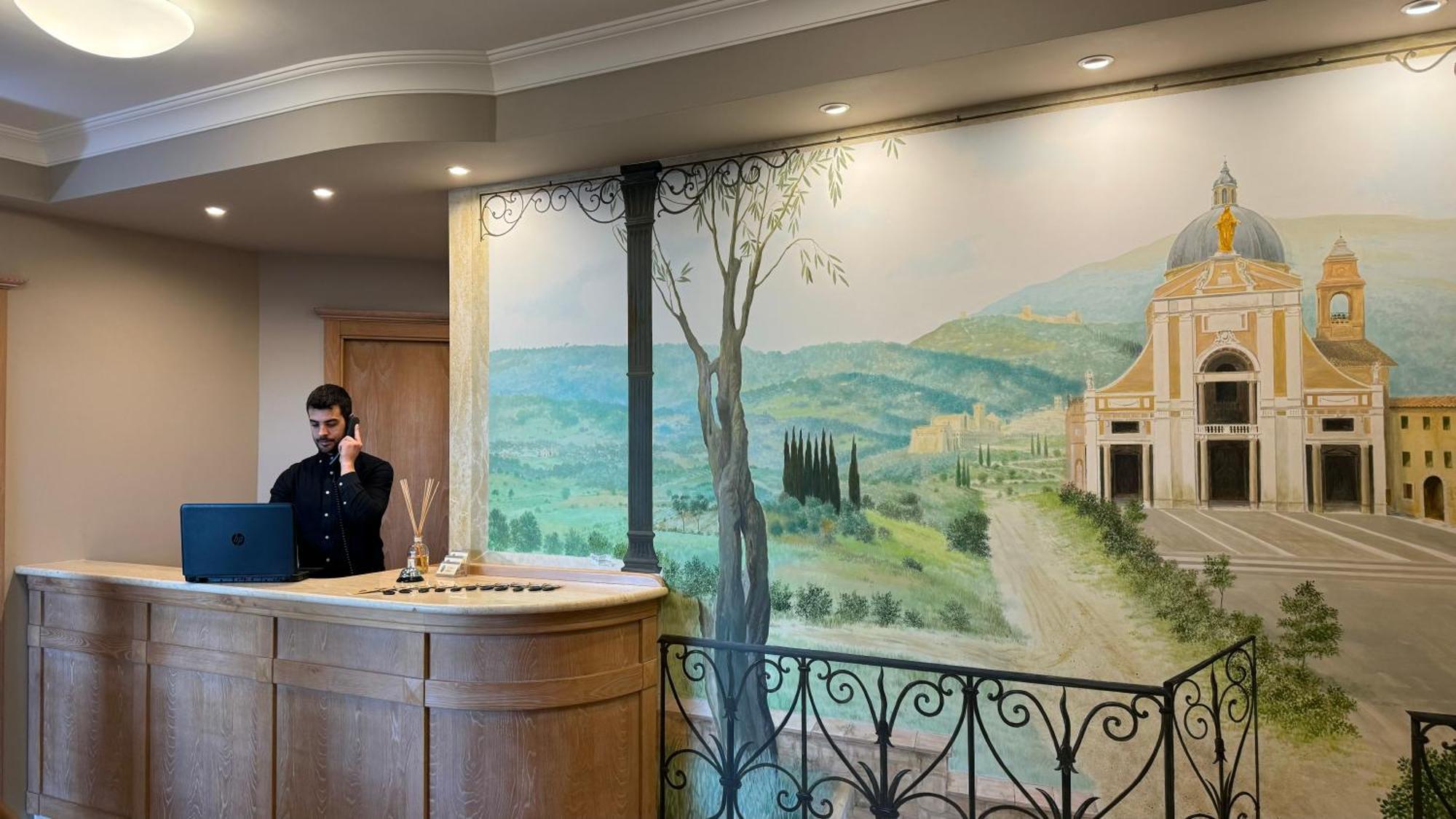 Hotel Cladan Асизи Екстериор снимка