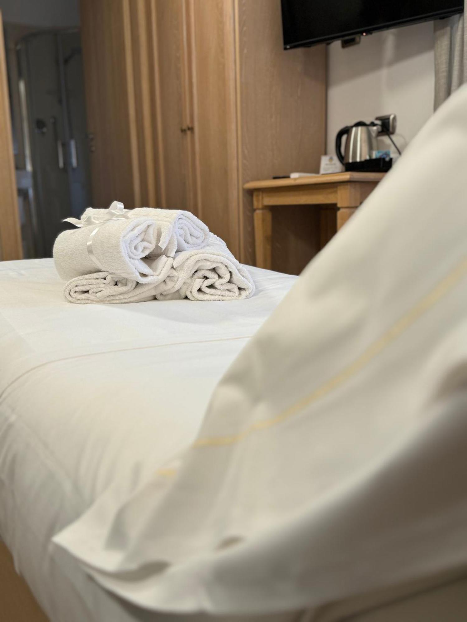 Hotel Cladan Асизи Екстериор снимка
